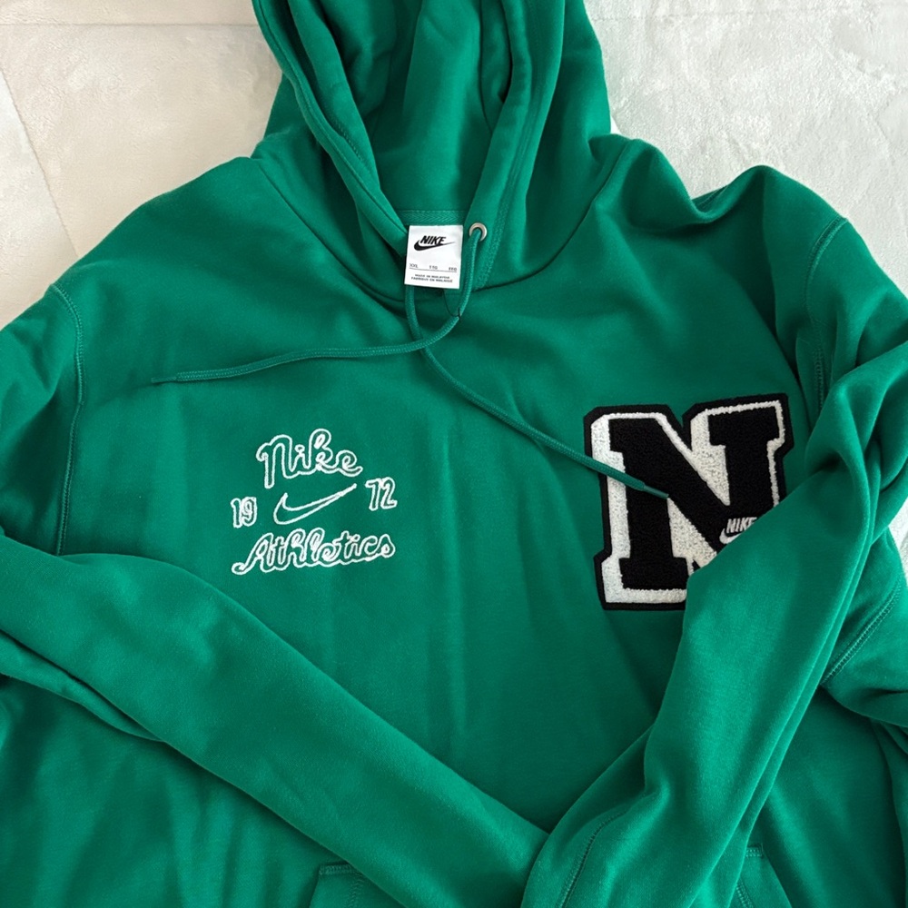 Nike Men's Emerald Green Hoodie with 'N' Patch